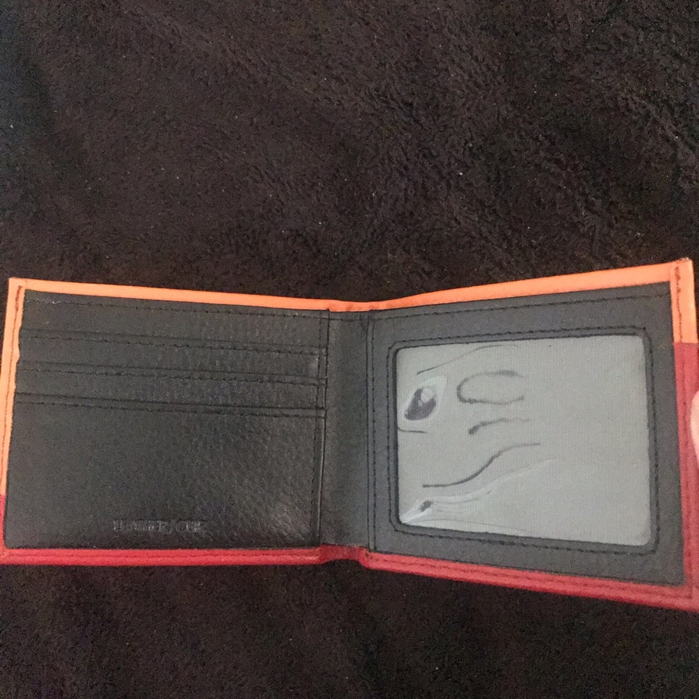 Bundle of Wallets - Picture 6 of 6